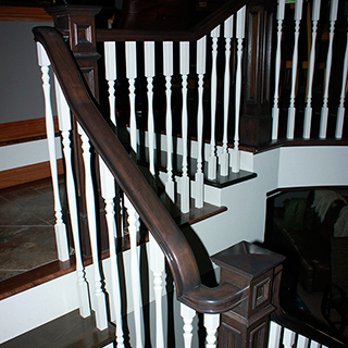 Rampe d'escalier en bois
